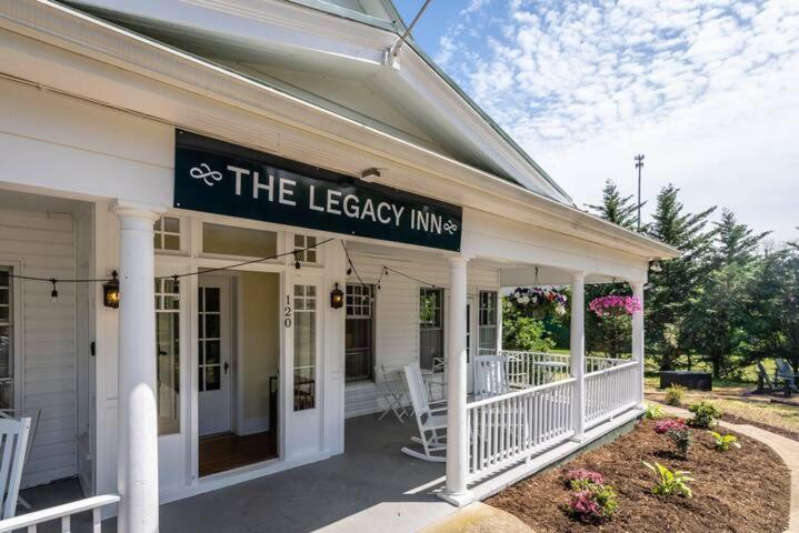 The Legacy Inn Luray Extérieur photo