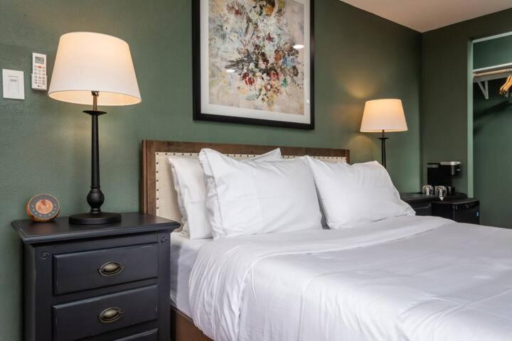 The Legacy Inn Luray Extérieur photo